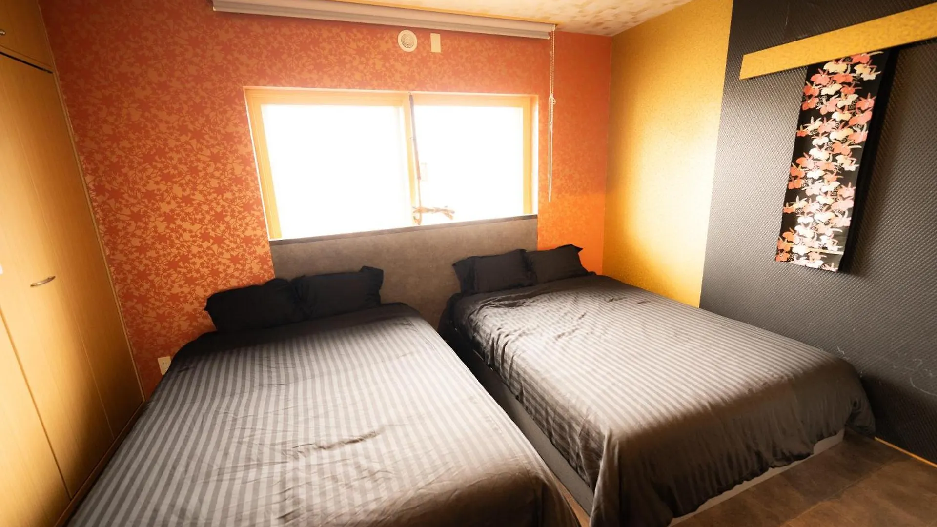 Biosvilla522-Sapporo Susukino Night- 1Room W-Beds2&S-Beds2 6Persons Japan